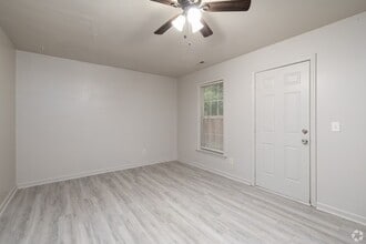 3302 Beck St in Greensboro, NC - Foto de edificio - Building Photo