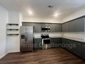 6810 Dharma Lp in East Ridge, TN - Building Photo - Building Photo