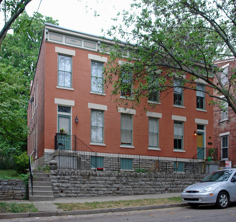 709 Garrard St in Covington, KY - Building Photo