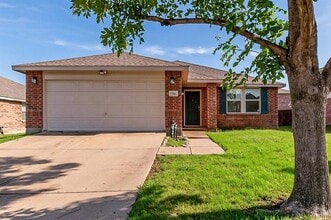 714 Ashford Ln in Wylie, TX - Building Photo - Building Photo