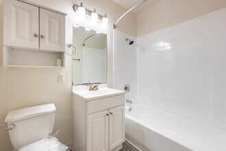 Woodruff Village in Downey, CA - Building Photo - Interior Photo