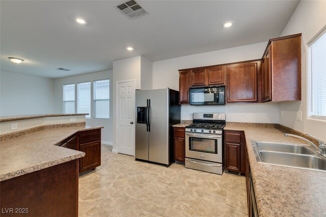 9468 Brewing Cloud Ave in Las Vegas, NV - Building Photo - Building Photo