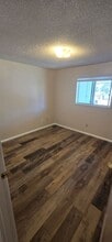 3226 Summers Ln in Klamath Falls, OR - Building Photo - Building Photo