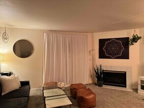 1203 Warrior Way in Lafayette, CO - Building Photo - Building Photo