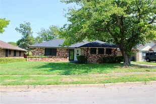 4726 Jade Dr in Dallas, TX - Building Photo