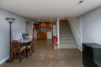 108 S College Ave in Columbia, MO - Building Photo - Building Photo