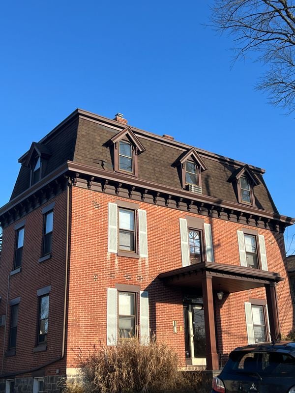 property at 1209 Lincoln Ave