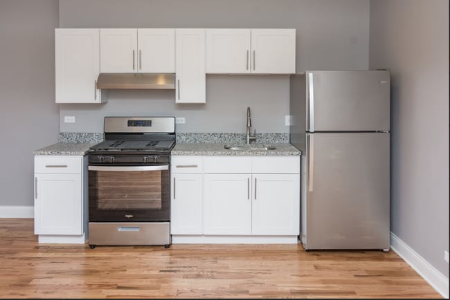 735 W Garfield Blvd in Chicago, IL - Building Photo - Building Photo