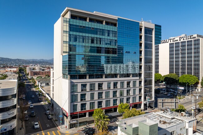 The Summit on Sixth in Los Angeles, CA - Building Photo - Building Photo