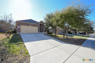 1128 Pelican Pl in New Braunfels, TX - Foto de edificio - Building Photo