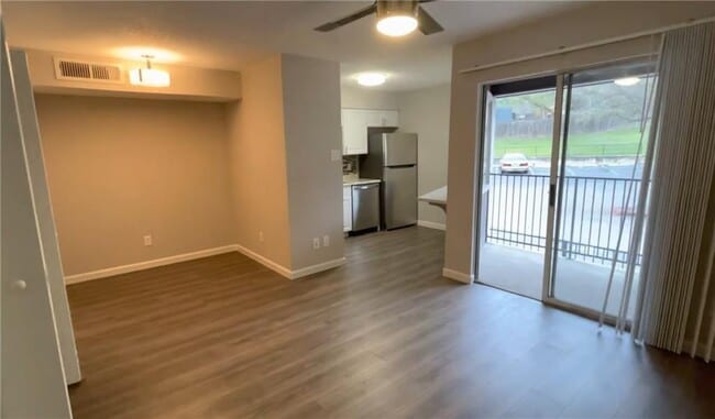 1840 Burton Dr in Austin, TX - Building Photo - Building Photo