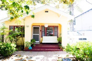 525 3rd St in Encinitas, CA - Building Photo