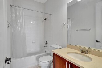 1345 SW 4th Ct in Fort Lauderdale, FL - Building Photo - Building Photo