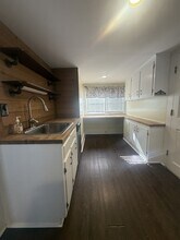 303 W Parrish Dr in Benson, NC - Building Photo - Building Photo