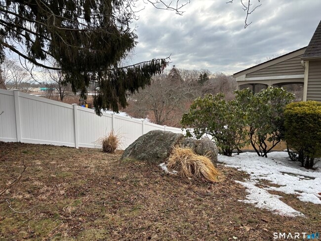 72 Ingham Hill Rd in Old Saybrook, CT - Building Photo - Building Photo