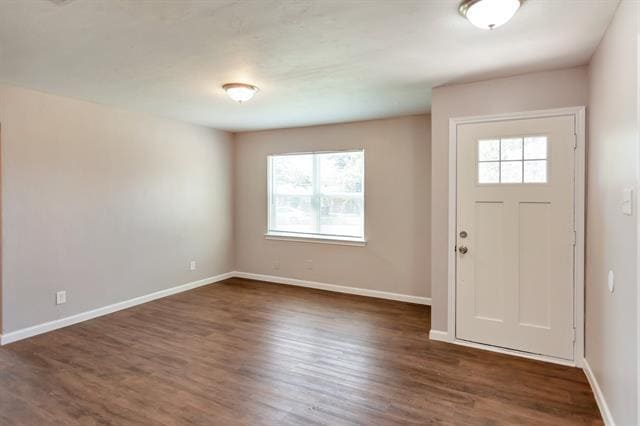 2038 Evergreen St in Garland, TX - Building Photo - Building Photo