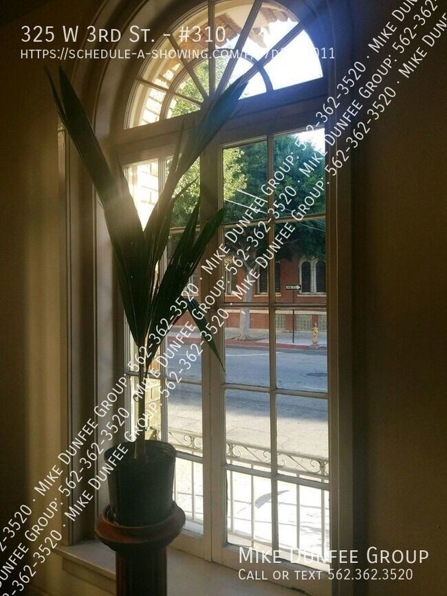 325 W 3rd St, Unit #310 in Long Beach, CA - Building Photo - Building Photo