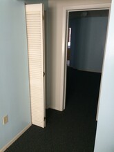 3821 Bates St, Unit 1 in Pittsburgh, PA - Building Photo - Building Photo