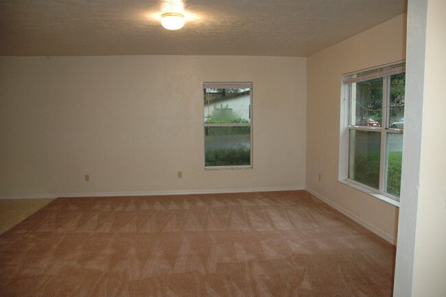 1512 NW 6th Ave in Gainesville, FL - Building Photo - Building Photo