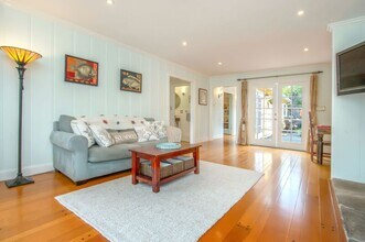 231 Elm Ave in Mill Valley, CA - Building Photo - Building Photo