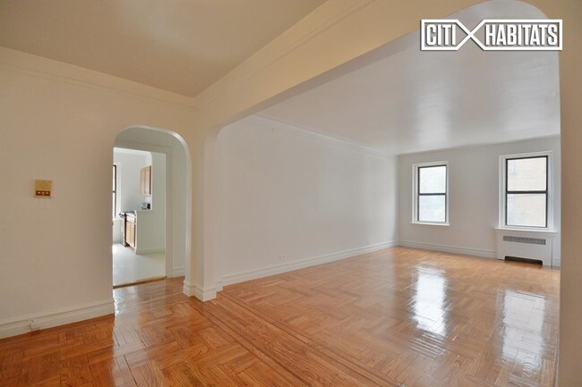 3000 Valentine Ave-Unit -1F in Bronx, NY - Building Photo - Building Photo