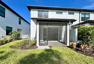 27869 Solis Grande Dr in Bonita Springs, FL - Building Photo - Building Photo