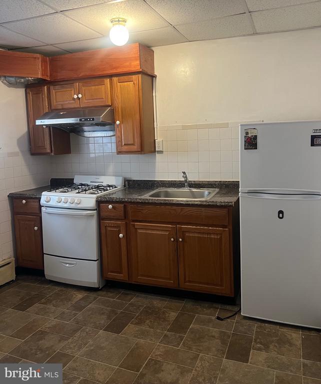 property at 1417 Passyunk Ave