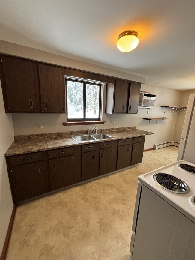 169 Jefferson Ave, Unit #2