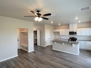 7738 Westhall Pl in Oklahoma City, OK - Building Photo - Building Photo