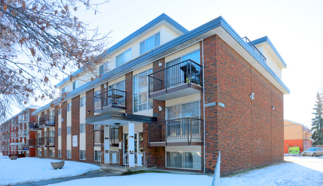 Kayton Place Apartments in Edmonton, AB - Building Photo - Building Photo