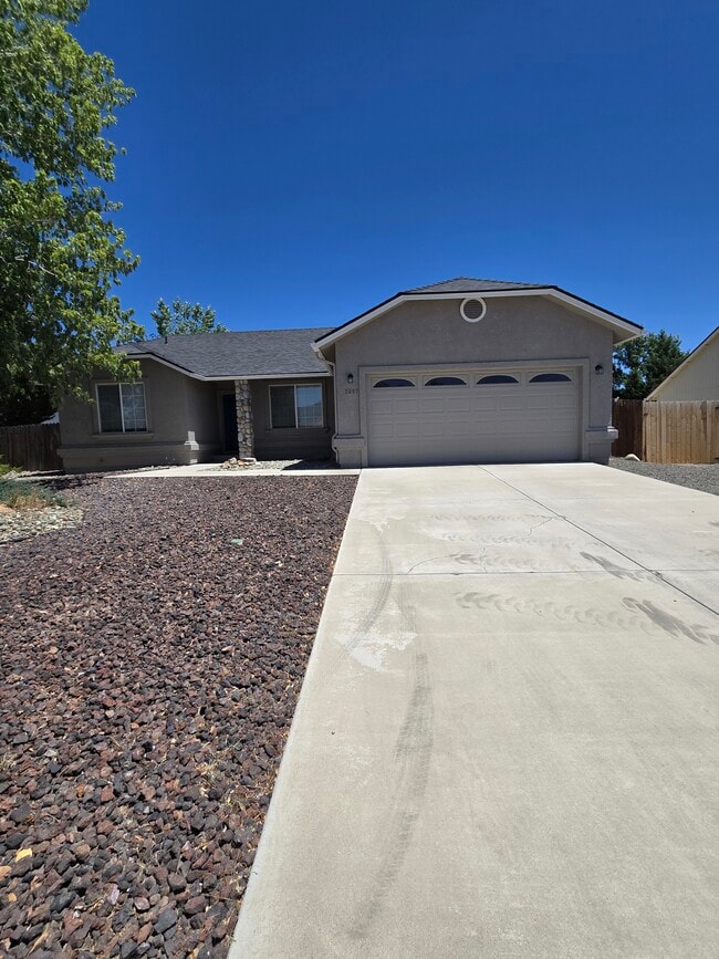 property at 2987 San Mateo Ln