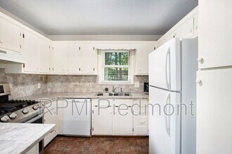 2716 Deerwood Trail in Marietta, GA - Building Photo - Building Photo