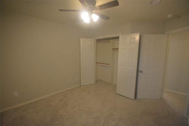 2719 Hackamore Hollow Ln