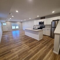 2503 S Hanna St in Fort Wayne, IN - Building Photo