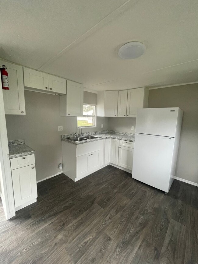 property at 7017 Silver Lake Dr