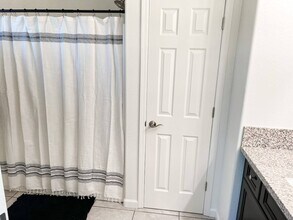 8503 E Leigh Dr, Unit 3 in Prescott Valley, AZ - Foto de edificio - Building Photo