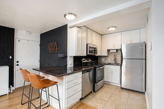 2933 Baltimore Ave, Unit 502 in Kansas City, MO - Building Photo - Building Photo