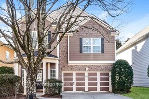 2096 Barberry Dr in Buford, GA - Building Photo