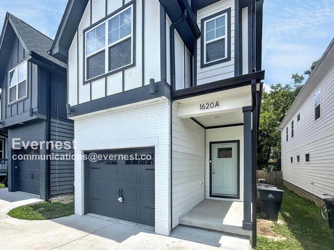 property at 1620 Porter Ave