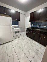 6343 N Magnolia Ave, Unit 3E in Chicago, IL - Building Photo