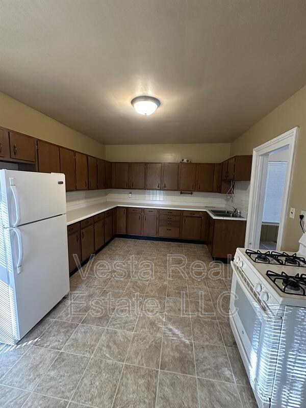 1407 S Madison St in Normal, IL - Building Photo - Building Photo