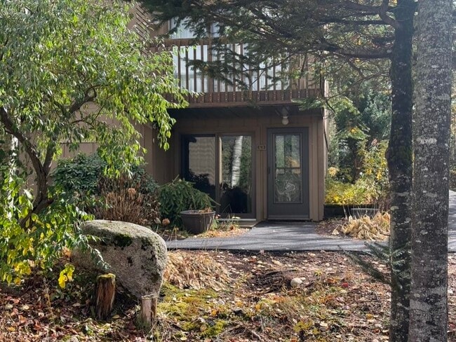 property at 6 Windsor Hill Way