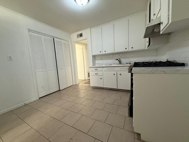 property at 426 Brookview Dr