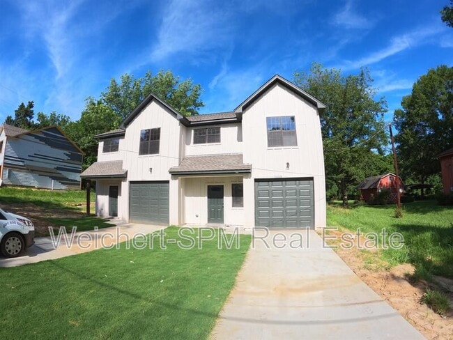 property at 1009 S Somerville St