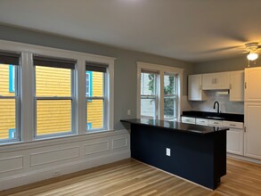 48 Boylston St in Boston, MA - Building Photo - Building Photo
