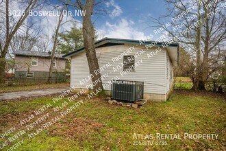 3026 Boswell Dr NW in Huntsville, AL - Building Photo - Building Photo