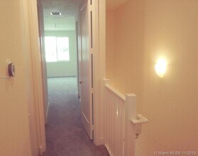 10260 NW 63rd Ter, Unit 102 in Doral, FL - Foto de edificio - Building Photo