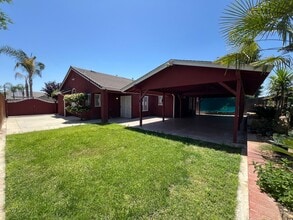 1820 Catherine Ave in Sanger, CA - Building Photo - Building Photo