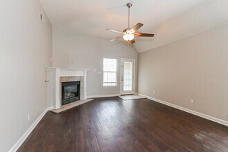 9882 Wynngate Dr in Olive Branch, MS - Building Photo - Building Photo