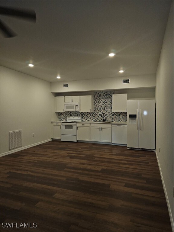3835 Lora St in Ft. Myers, FL - Building Photo - Building Photo